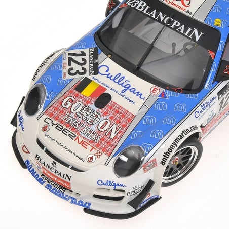 Minichamps 1/18 Porsche 911 GT3 R Muhlner Motorsport 24h Spa 2011 Fumal/Thiry/Rosenblad/Lefort