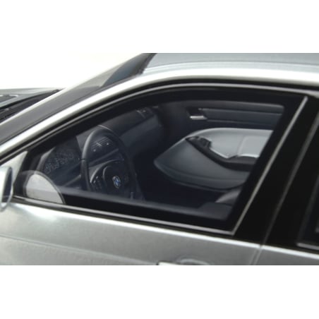 Otto Mobile 1/18 BMW E46 Touring M3 Concept 2000