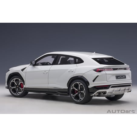 Autoart 1/18 Lamborghini Urus
