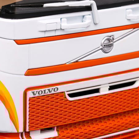 Premium Classixxs 1/18 Volvo FH16 XL Cab 2018