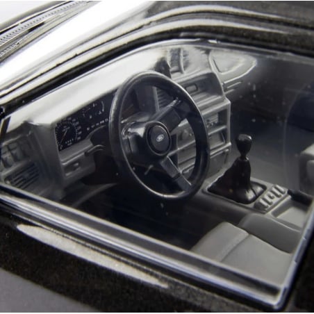 MCG 1/18 Ford Sierra Sapphire Cosworth 1988