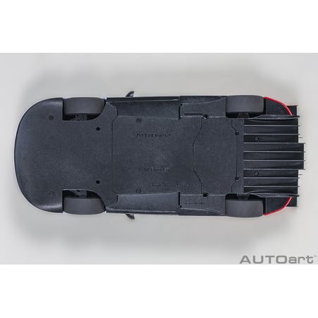 Autoart 1/18 Ford GT GTE Pro Le Mans 24h 2019 No.68 J.Hand/D.Muller/S.Bourdais