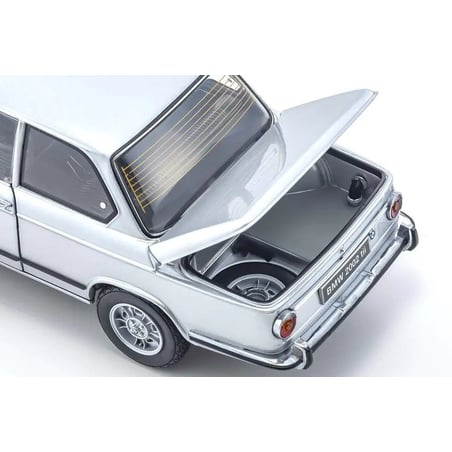Kyosho 1/18 BMW 2002 Tii 1972