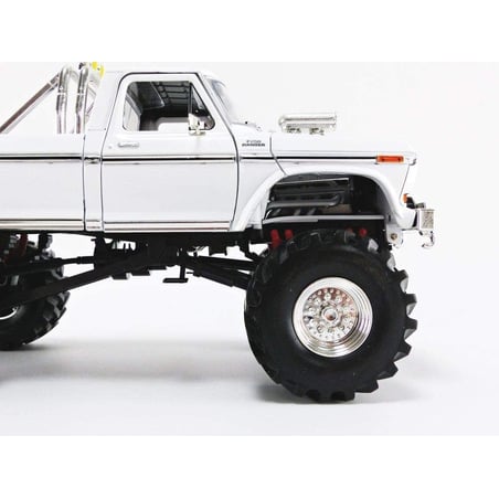 Greenlight Collectibles 1/18 Ford F-250 Monster Truck with 48 inch tires 1974