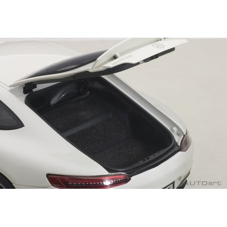 Autoart 1/18 Mercedes-AMG GTS