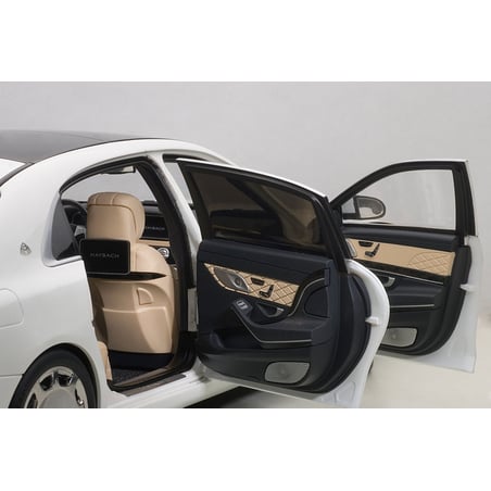 Autoart 1/18 Mercedes-Maybach S-Klass S600