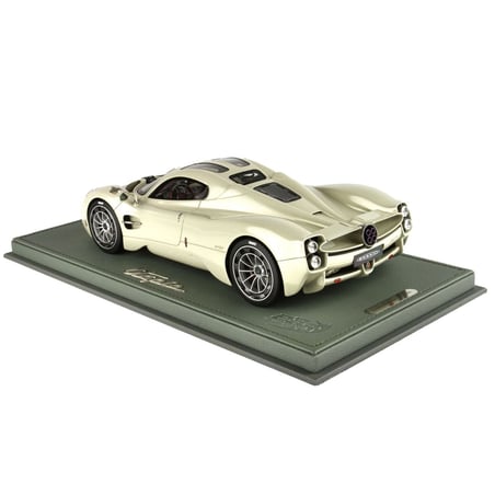 BBR 1/18 Pagani Utopia
