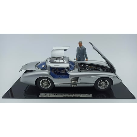 CMC 1/18 Mercedes-Benz 300 SLR Uhlenhaut Coupé, 1955, with  Rudolf Uhlenhaut figurine Limited Edition 500pcs