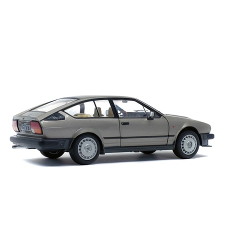 1:18 1:18 ALFA ROMEO GTV 6 1984