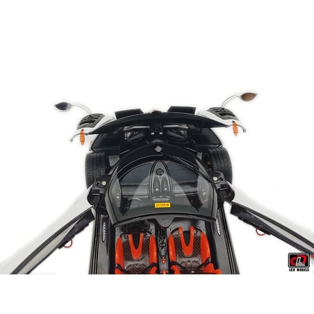 LCD Models 1/18 Pagani Huayra BC Roadster