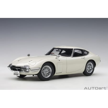 1/18 Toyota 2000GT (with metal wire spoke wheels)