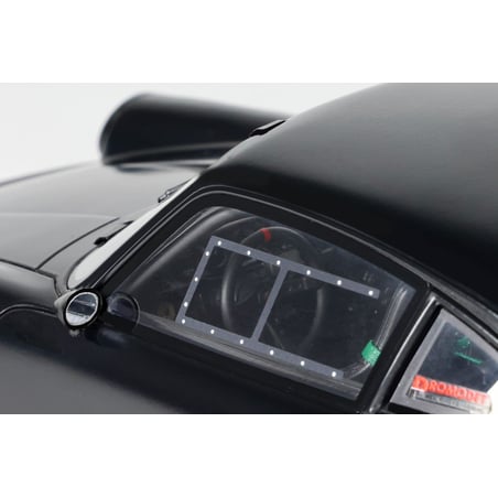 GT Spirit 1/18 Porsche 911 (964) RWB Rauh-Welt Body Kit Stella Artois 2008