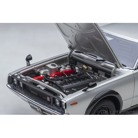 Autoart 1/18 Nissan Skyline 2000 GT-R (KPGC110)