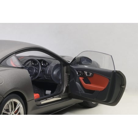Autoart 1/18 Jaguar F-Type 2015 R Coupe