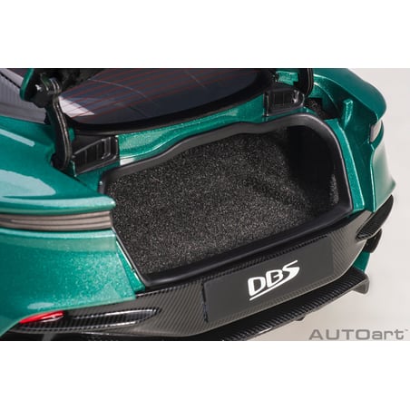 Autoart 1/18 Aston Martin DBS Superleggera