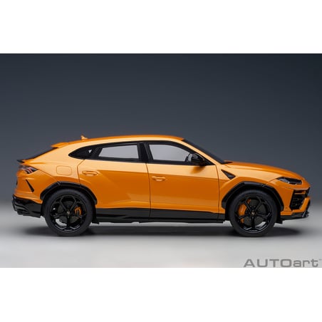 Autoart 1/18 Lamborghini Urus