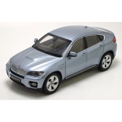 Kyosho 1/18 BMW...