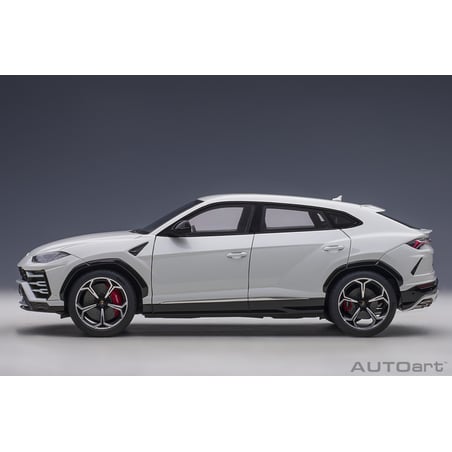 Autoart 1/18 Lamborghini Urus