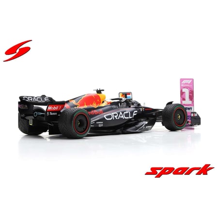 Spark 1/12 Oracle Red Bull Racing RB18 No.1 Winner Japanese GP 2022 F1 World Champion Max Verstappen