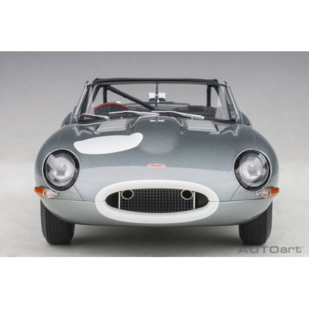 1/18 Jaguar Lightweight E-Type