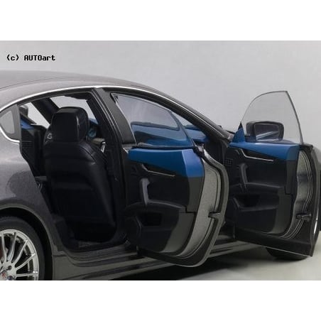 1/18 Maserati Quattroporte GTS