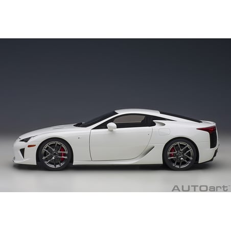 Autoart 1/18 Lexus LFA 2012