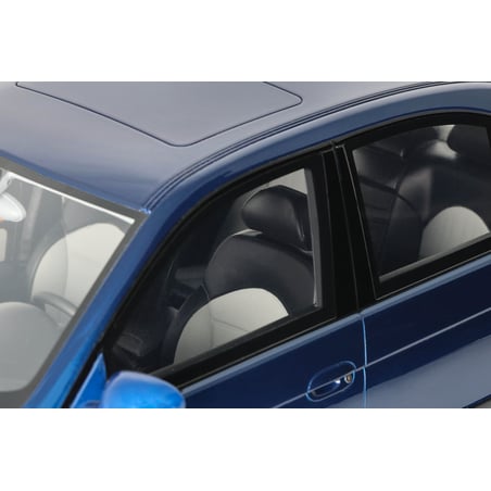 Otto Mobile 1/12 BMW E39 1998