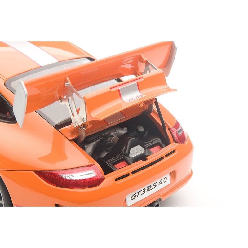 Miniature Porsche 997 GT3 RSR 1/43 Minichamps GT3 RSR 2009 No.80 Flying Lizard 24h Le Mans Bergmeister/Neiman/Law