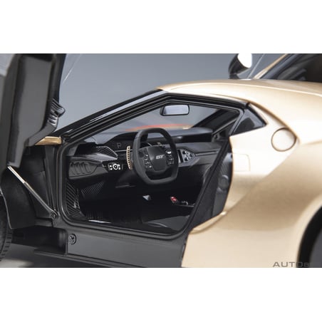 Autoart 1/18 Ford GT 2022 Holman Moody Heritage Edition