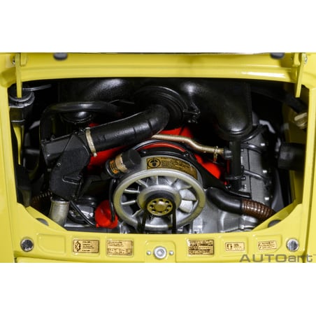 Autoart 1/18 Porsche 911 Carrera 2.7 RS 1973