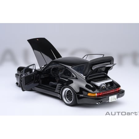 Autoart 1/18 Porsche 911 (930) Turbo Wangan Midnight “Blackbird”