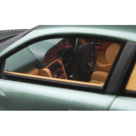 GT Spirit 1/18 Aston Martin V8 Vantage 1987