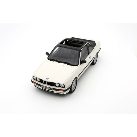 Otto Mobile 1/18 BMW E30 325i TC2 Baur 1988