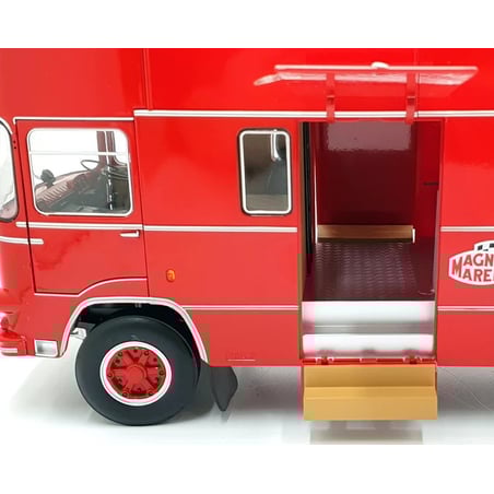 CMR 1/18 OM Fiat 150 Rolfo Scuderia Ferrari Race Car Transporter 1966