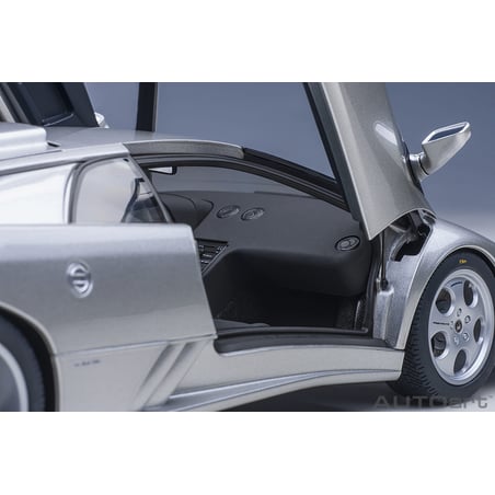 Autoart 1/18 Lamborghini Diablo SE JOTA