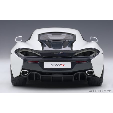 AutoArt 1/18 McLaren 570S