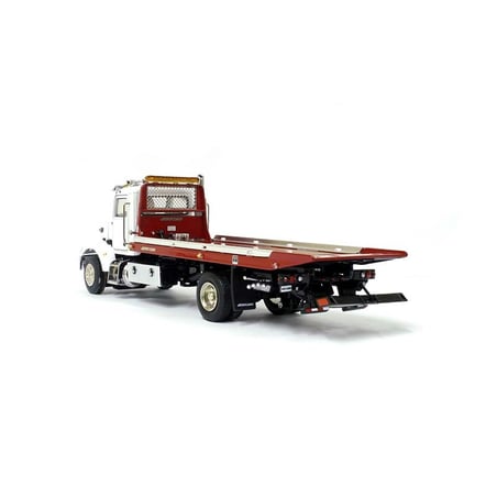 TWH Collectibles1/50 Jerr-Dan® Steel Shark 5 Ton Carrier on Peterbilt Model 335 Chassis
