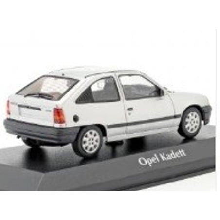 Maxichamps 1/43 Opel Kadett 1990
