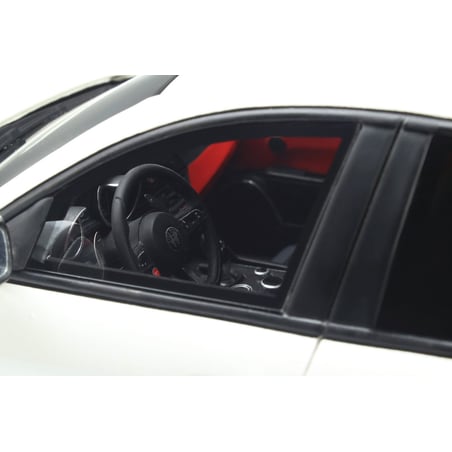 Otto Mobile 1/18 Alfa Romeo Giulia Quadrifoglio 2019