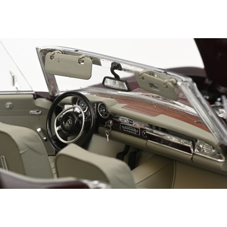 1/18 Mercedes Benz 280 SL