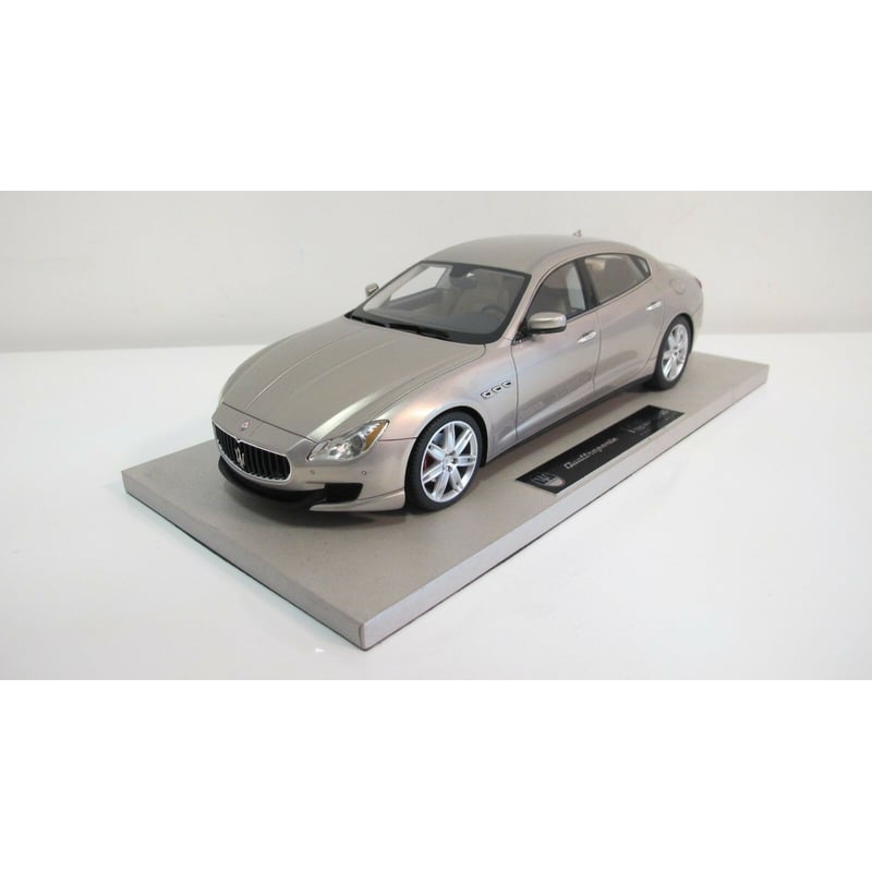 Top Marques 1/18 Masretati Quattroporte VI 2014