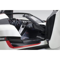 1:18 Koenigsegg One:1