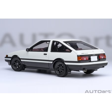 Autoart 1/18 Toyota Sprinter Trueno (AE86) “Project D” Final version 30th ann