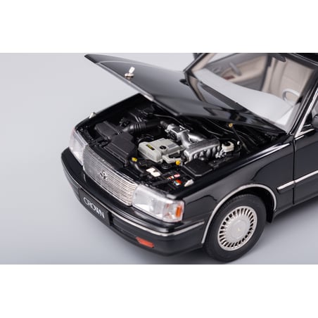 Keng Fai 1/18 Toyota Crown LHD