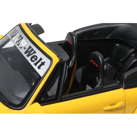 GT Spirit 1/18 Porsche 911 (993) RWB Rauh-Welt Bodykit Nohra 2023