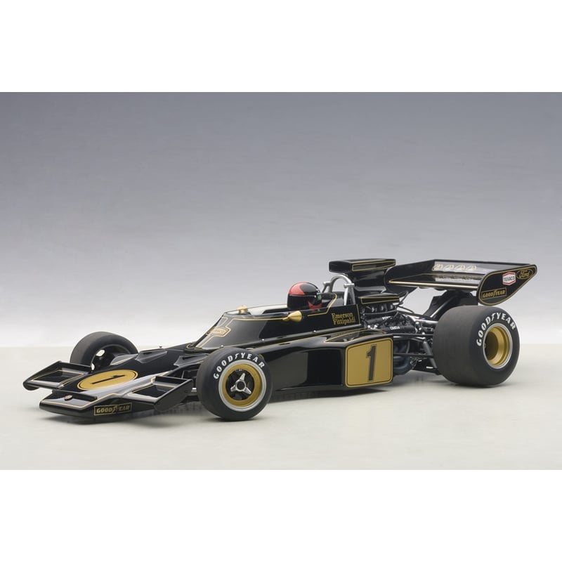 Autoart 1/18 Team Lotus Type 72E Grand Prix 1973-No.1 Emerson Fittipaldi (With Driver Figurine in Cockpit)