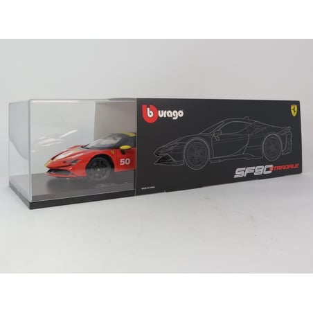 Bburago De Luxe Edition 1/18 Ferrari SF90 Stradale Hybrid 1000hp No.50 24hrs Le Mans Livery with Showcase