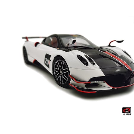 LCD Models 1/18 Pagani Huayra BC Roadster