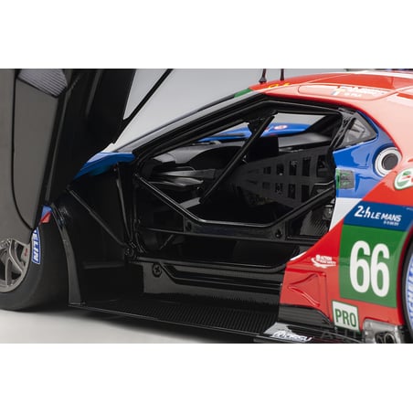 Autoart 1/18 Ford GT Le Mans 2016 No.66 B.Johnson/S.Mucke/O.Pla