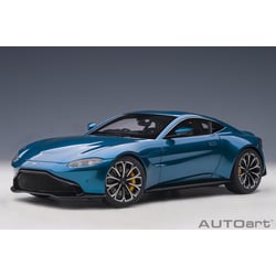 Autoart 1/18 Aston Martin...